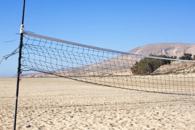 Voleybol net bir parçası. Etkin gün plajda. Spor arka plan