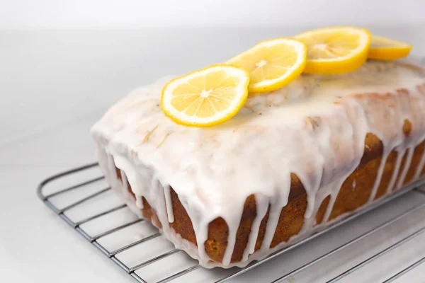 Lemon Poppy Seed Loaf White — Stock Photo, Image