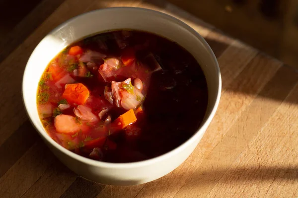 Traditionell Borsjt Med Rödbetor Och Morötter — Stockfoto