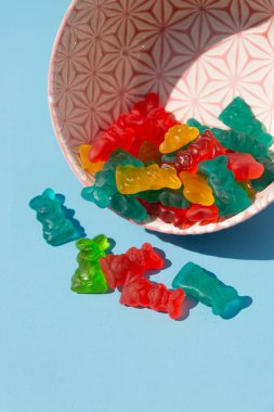 Renkli jelibon şekerli yaz zamanı konsepti