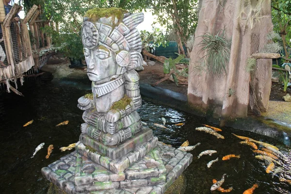 Meksika mimarisi yüzen balıklar arasında