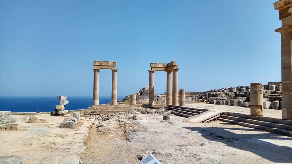 アンティークの廃墟 ギリシャの寺院 リンドスのアクロポリス ロードス島 — ストック写真