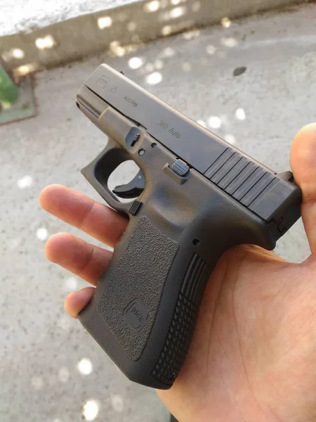 Elindeki silah. Silahlar torpidoda. Atış menzili ve mühimmat. Yunanlıların Silahlanması