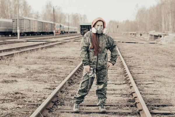 Girl Long Hair Dressed Gas Mask Green Camouflage Red Hood — Stock Photo, Image