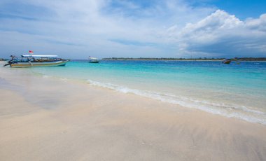 Endonezya 'daki Gili Travangan plajı. Yüksek Kalite