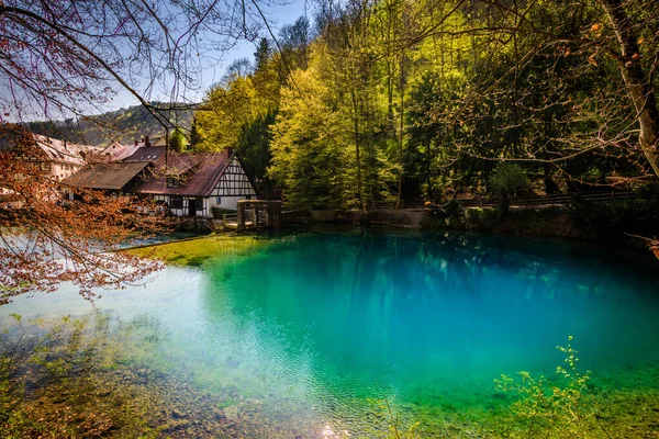 Jezero Hintersee v národním parku Berchtesgaden, Německo — Stock fotografie