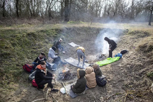 Februar 2020 Edirne Türkei Migranten Warten Der Türkisch Griechischen Grenze — Stockfoto