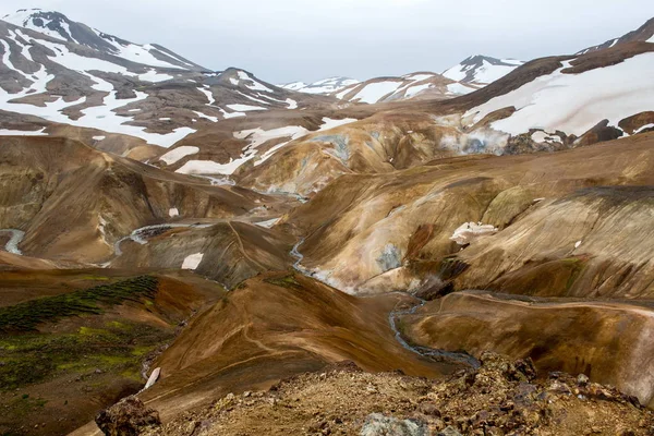 地熱地域アイスランドの Kerlingarfjoll — ストック写真