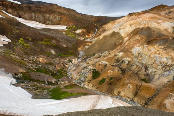 Région géothermique Kerlingarfjoll sur l'Islande — Photo