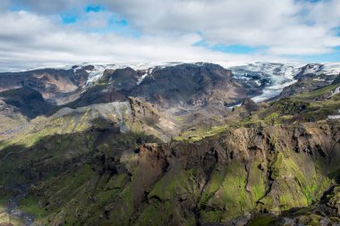 Godaland - Thorsmork, yürüyüş alanı-manzaraya Tungnakvislarjokull, 