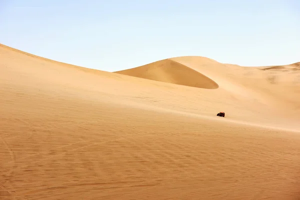 Huacachina desert dunes — Stock Photo, Image