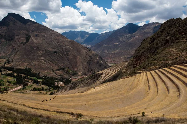 Terrazas de agricultura inca en Pisac — Foto de Stock