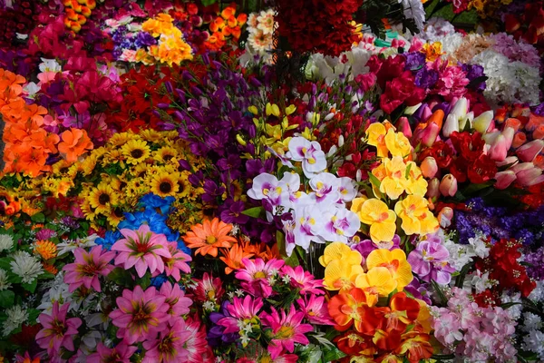 Bloemenwinkel Toonbank Veel Verschillende Kleuren — Stockfoto