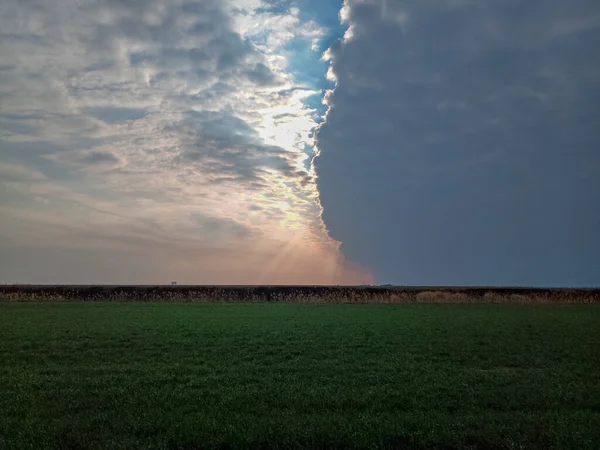 Grens Van Atmosferische Fronten Scherpe Grens Van Wolken Aan Hemel — Stockfoto