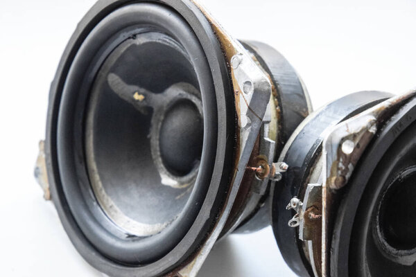 Среднечастотные динамики 15гд-11а.. Советская винтажная акустика, элементы музыкальной колонки
.