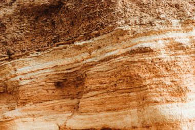 Duvar kağıdı için doğal kırmızı taş dokusu. Yatay arkaplanı kapat