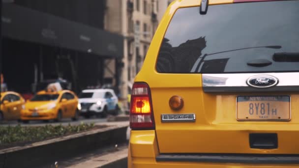 Prise Vue Des Taxis Jaunes New York Greenwich Village Une — Video