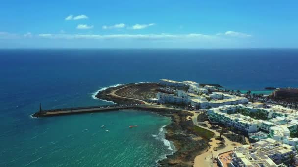 Ausgezeichnete Aussicht Auf Lanzarote Wasser Dem Fliegen Über Insel Boote — Stockvideo
