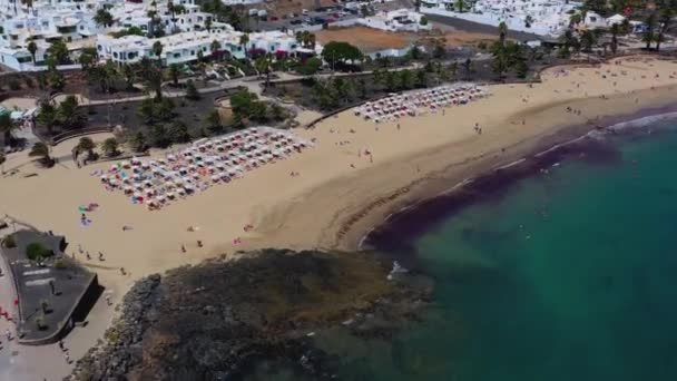 Drone View Voando Sobre Praia Cheia Pessoas Turquia — Vídeo de Stock