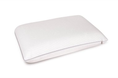 Hafıza Efektli Ortopedik Yastık. Uyku için tıbbi tedavi yastığı. Başının altındaki Hafıza Yastığı 'nı rahatlat. Omzunun altında beyaz arka planda izole edilmiş bir teneffüs. Uyku Destek Yastığı