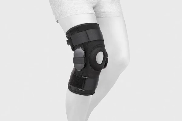 Knie Support Brace Been Geïsoleerd Witte Achtergrond Orthopedische Anatomische Orthose — Stockfoto