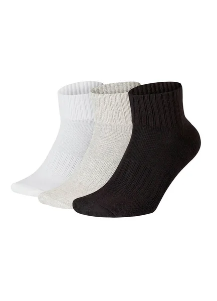 Sada Krátkých Ponožek Bílé Šedé Černé Izolované Bílém Pozadí Tři — Stock fotografie
