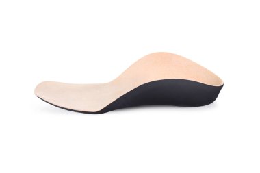 Beyaz arka planda izole edilmiş ortopedik taban. Düz taban ve ayak hastalıklarının tedavisi ve önlenmesi. Ayak bakımı, ayaklara iyi gelir. Rahat ayakkabılar giy. Tıbbi tabanlar. Düz Ayak Düzeltme.