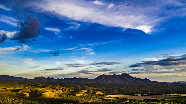 Hava, İHA Günbatımı Tubac, Arizona