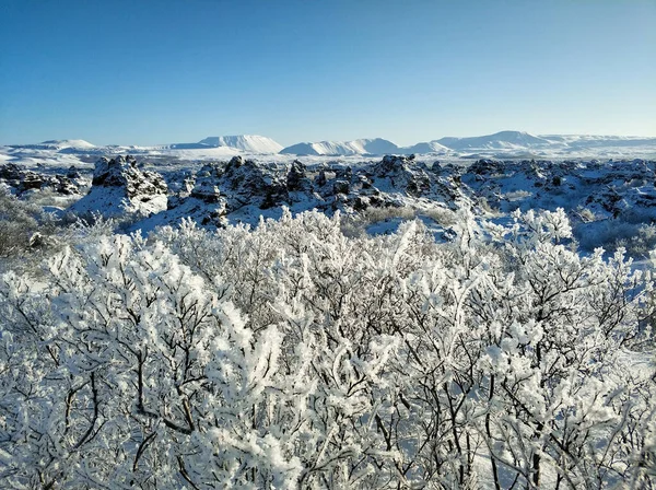 Montagne Ghiacciate Settentrionali Con Tanta Neve Rocce Vulcaniche — Foto Stock