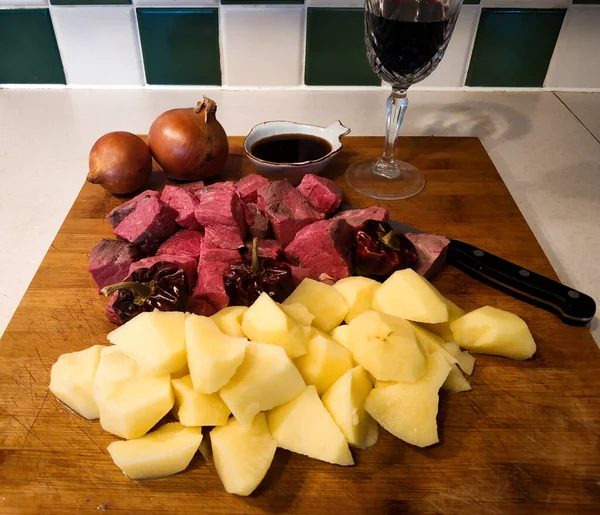 Les Ingrédients Pour Faire Bon Différent Ragoût Boeuf Pommes Terre — Photo