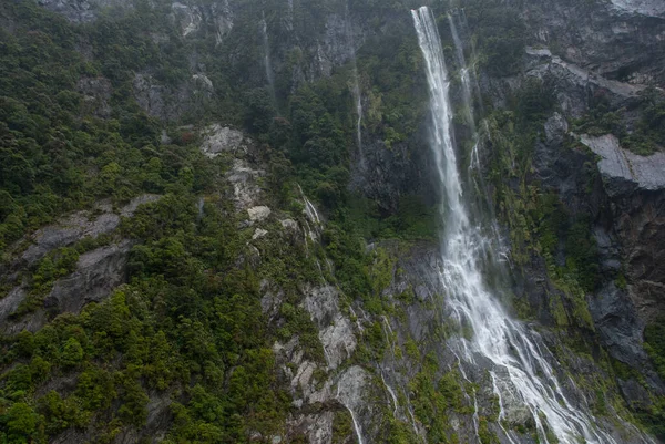 Cascadas Milford Sounds Nueva Zelanda — Foto de Stock
