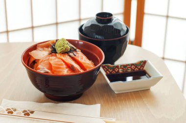 Sashimi, somon, Japon yemekleri