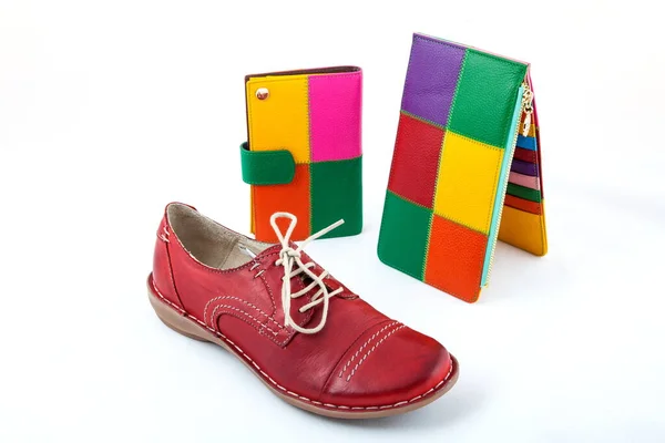 Bu çok renkli bir kadın cüzdanı.