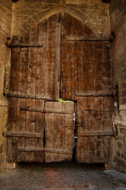  Burası Provence Avignon 'daki eski kasaba.