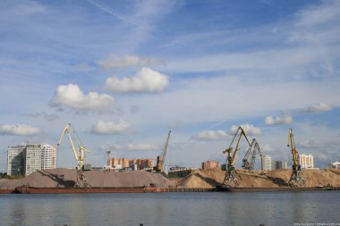 Nehir limanı su Kanal