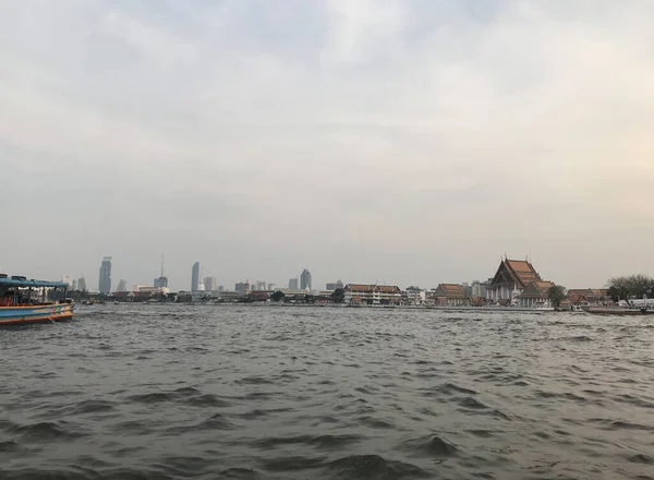 Bangkok Thailand Februari 2020 Uitzicht Vanaf Chao Phraya Rivier Stad — Stockfoto