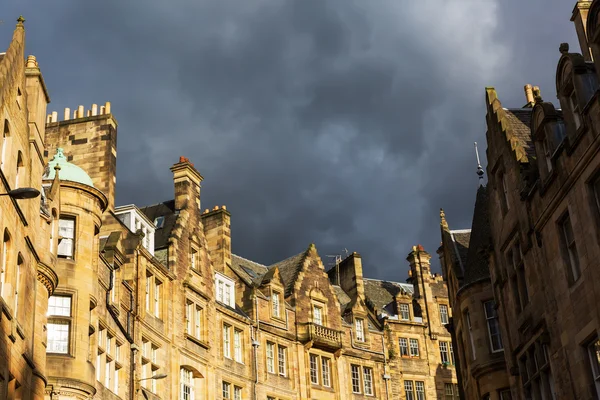 Cockburn Street i Edinburgh, Skottland — Stockfoto