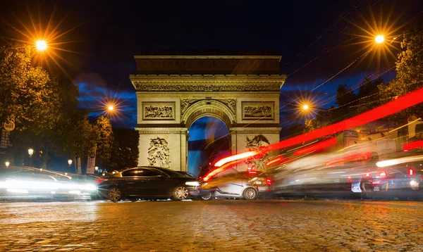 Arco di Trionfo a Parigi di notte — Foto Stock