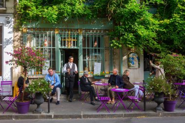 Ile de Cite Paris Cafe