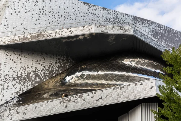 Philharmonie au Parc de Villette à Paris, France — Photo