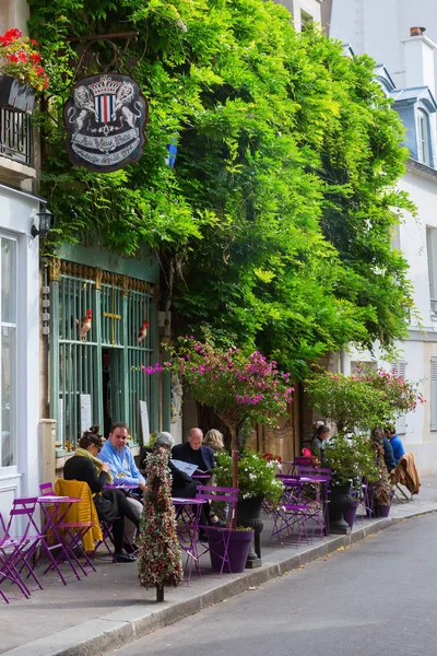 Café parisien sur l'Ile de Cité — Photo