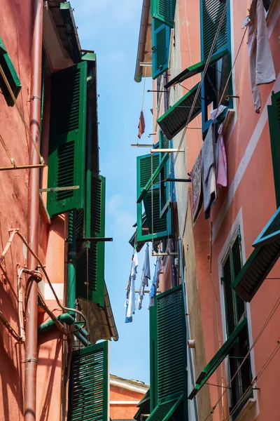 De casas antiguas en Vernazza, Cinqueterre, Italia —  Fotos de Stock