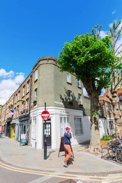 Straatbeeld in Redchurch Street in Shoreditch, Londen — Stockfoto