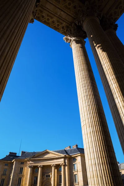 Detail with columns of the Pantheon in Paris — Stock Photo, Image