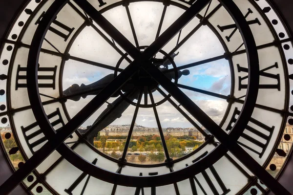 The giant clock of the Musee dOrsay in Paris — Stock Photo, Image