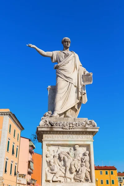 Estatua de Leopoldo II en Livorno, Italia — Foto de Stock