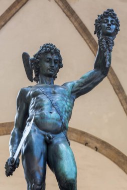 bronz heykel Perseus Floransa, İtalya