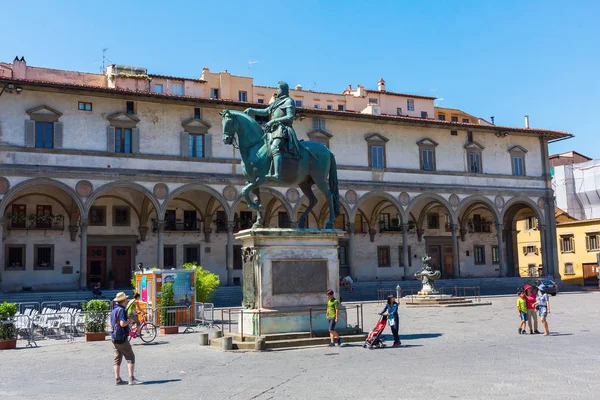 Piazza della Santissima Annunziata i Florens, Italien — Stockfoto