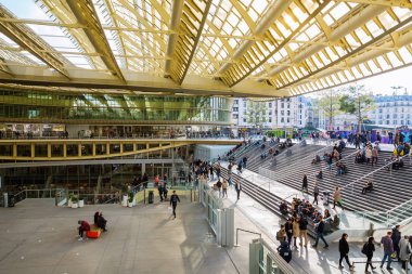 Fransa, Paris 'te Halles Forumu