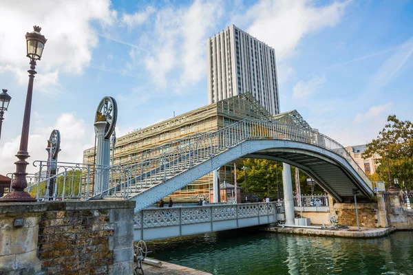 Hotel Holiday Inn Express Paris, Fransa'da Tasarla — Stok fotoğraf